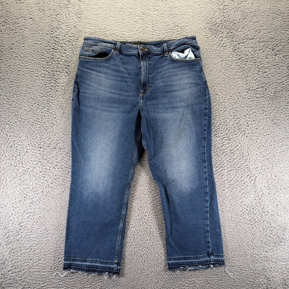 Lee Jeans Womens 18 Blue Cotton Denim Capri Relaxed Fit High Rise Faded Stretch